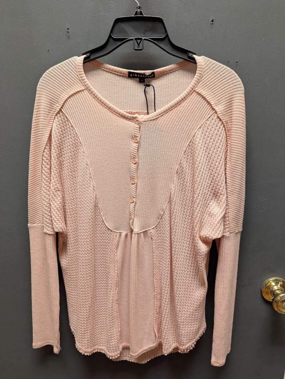 gibsonlook Size Small thermal waffle knit long sleeve Pink Blouse Top shirt NEW